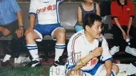 辽篮抢得关键前场篮板 势在必得